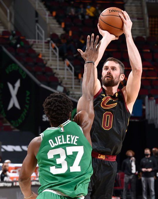 与此同时 与此同时